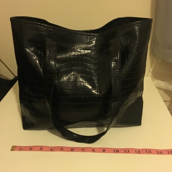 Black shoulder bag - Picture 3 of 5